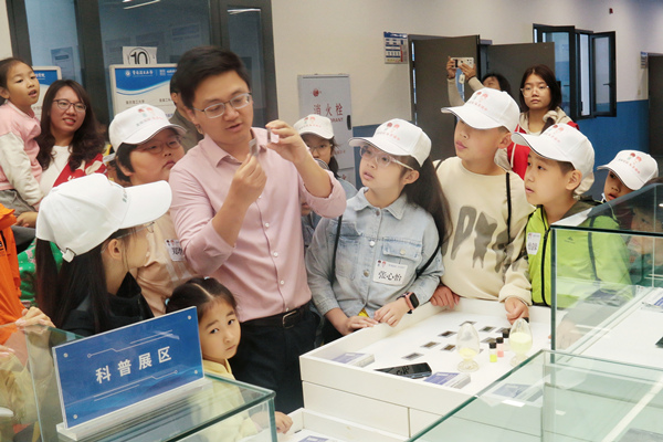 三美育人”赋能红色工程师培养开元棋牌试玩重庆理工大学：“(图6)