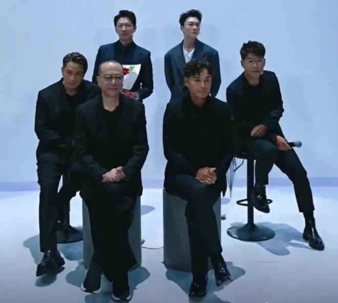 :建议香港把“银发爱豆”列入非遗开元棋牌当TVB阿叔开始跳女团舞(图19) :建议香港把“银发爱豆”列入非遗开元棋牌当TVB阿叔开始跳女团舞(图19)